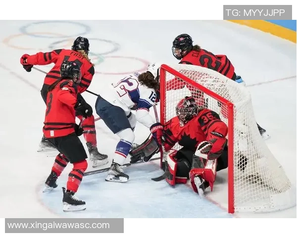 国家女子冰球队征战加拿大系列赛 聚焦新人锻炼与团队协作提升