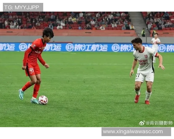 18岁青训小将正式签约德甲豪门勇敢迈出国门开启职业新征程